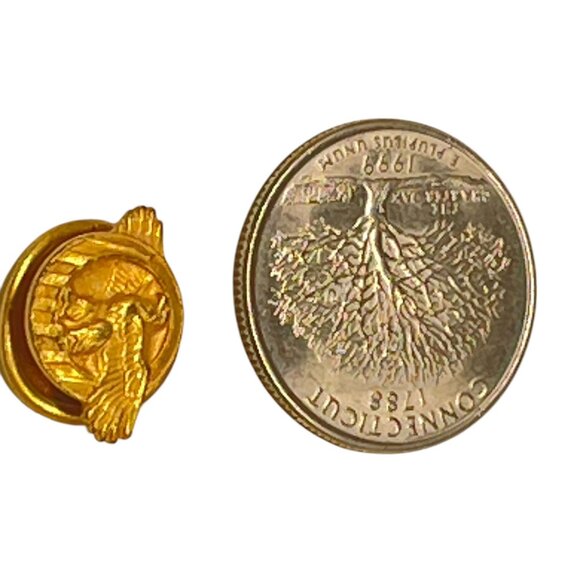 Vintage Gold-Toned Eagle Clutch Back Lapel Pin - Picture 5 of 6